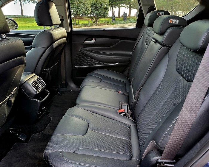 2018 Hyundai Santa Fe Highlander