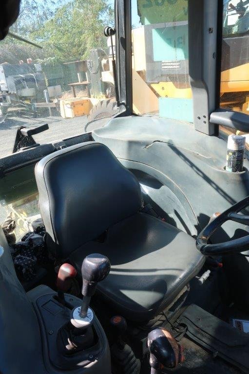 2000 New Holland Tn55s Tractor - Wrecker