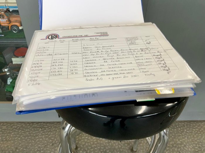 2010 Hino 17270 4 Mt Aads Agi Auto Immac Cond Full Hist $100000+Gst HINO 17270 WHITE