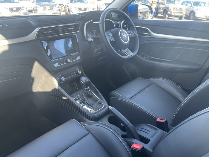 2023 MG ZS