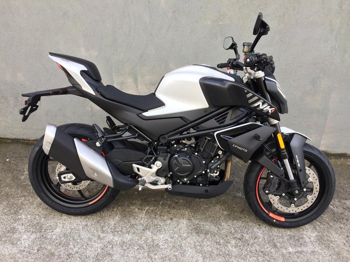 2025 CFMOTO 450NK