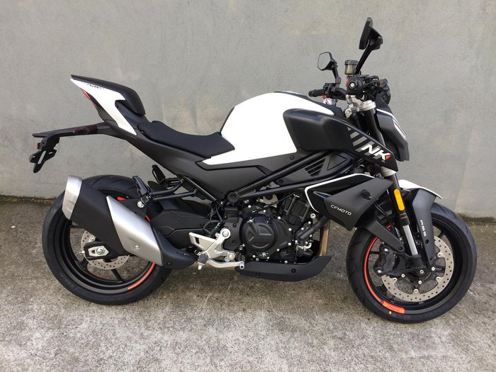 2025 CFMOTO 450NK