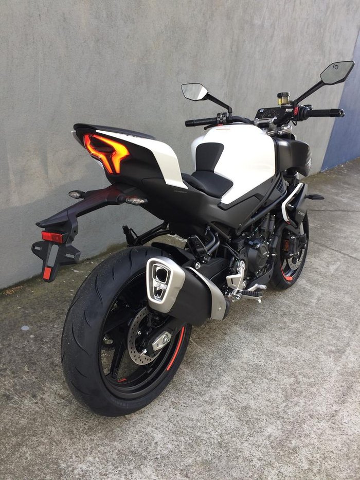 2025 CFMOTO 450NK