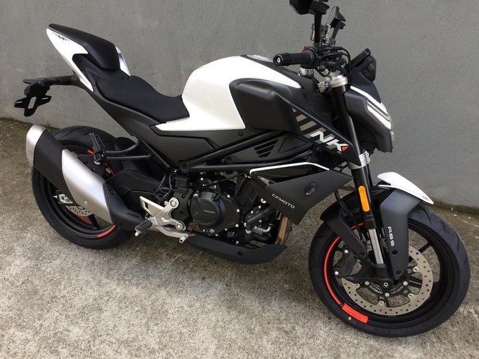 2025 CFMOTO 450NK