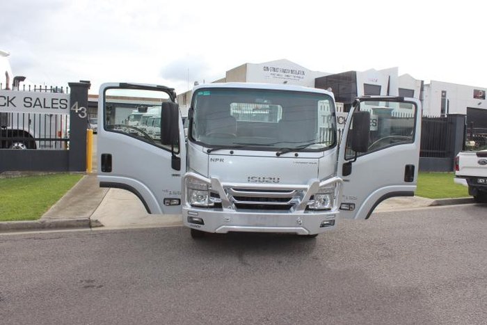 2021 Isuzu N Series NNR 45-150 Traypack SILVER