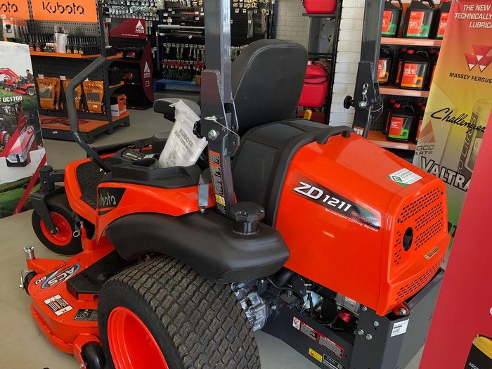 0 Kubota Zd1211-2-60-Au 25 Hp Diesel Zero Turn Mower