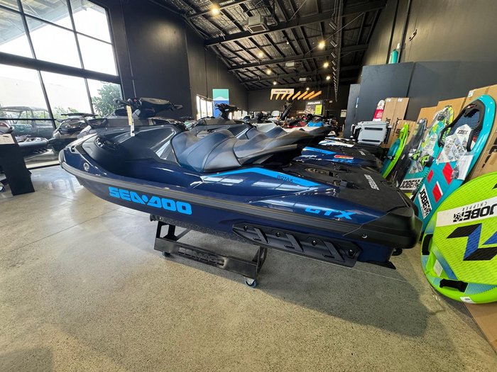 2024 SEA-DOO GTX 230