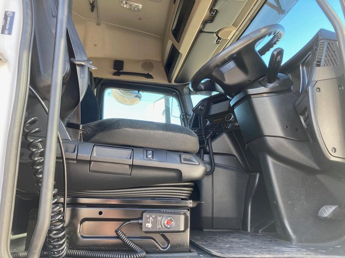 2019 Mercedes-Benz Actros 2658LS White