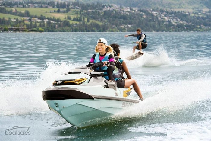 2024 SEA-DOO Wake Pro 230