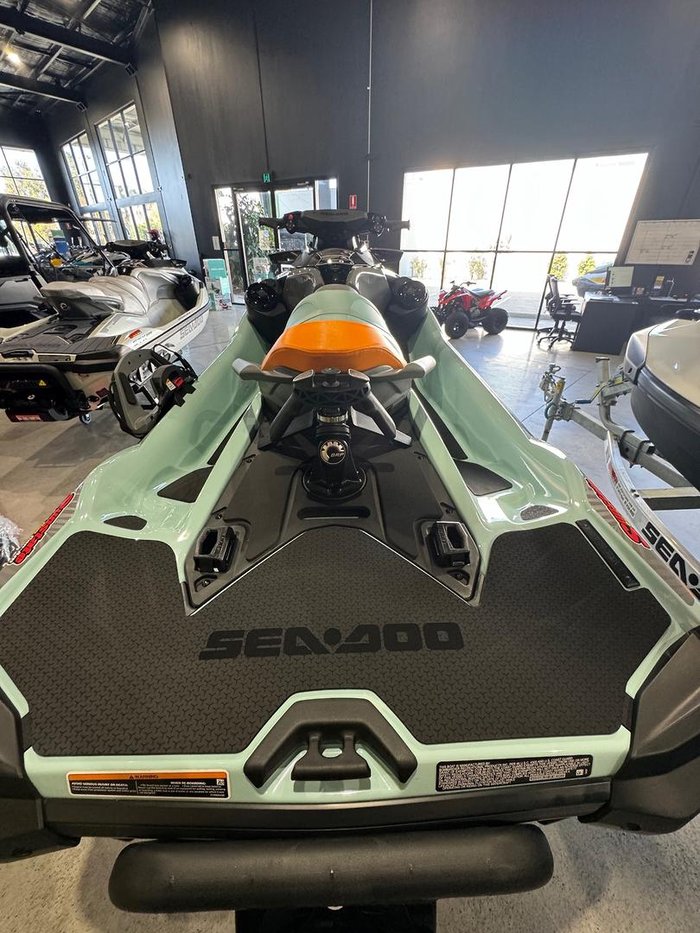 2024 SEA-DOO Wake Pro 230