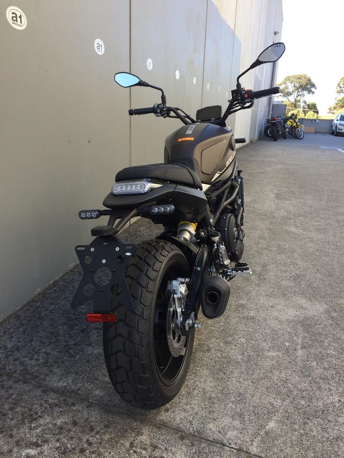 2022 Benelli Leoncino 800 