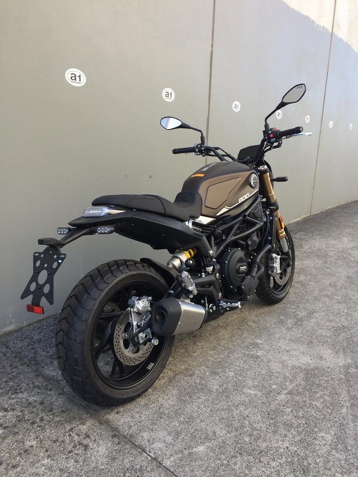 2022 Benelli Leoncino 800 