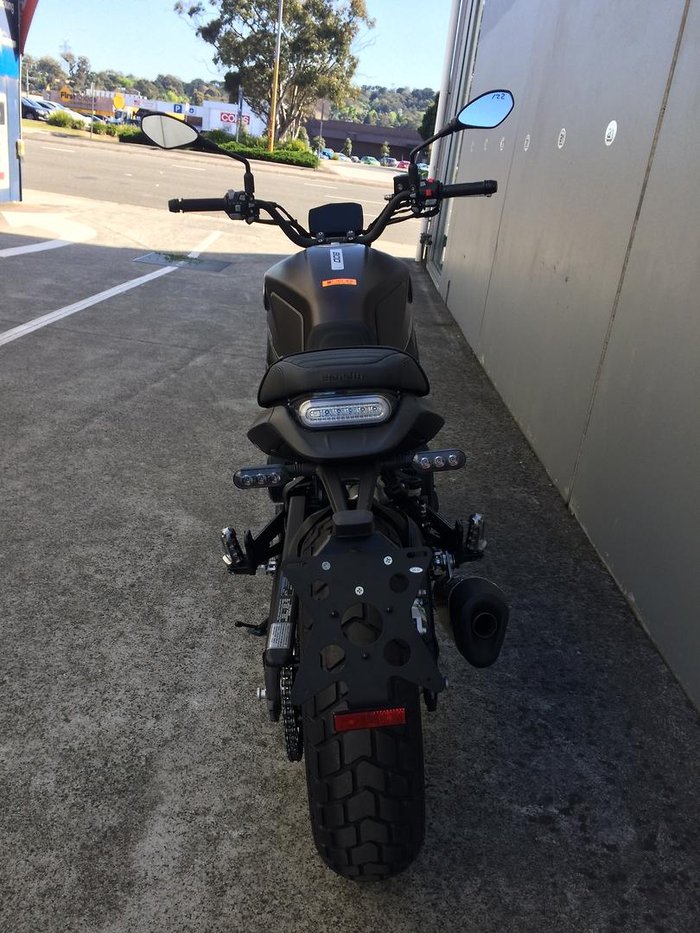 2022 Benelli Leoncino 800 