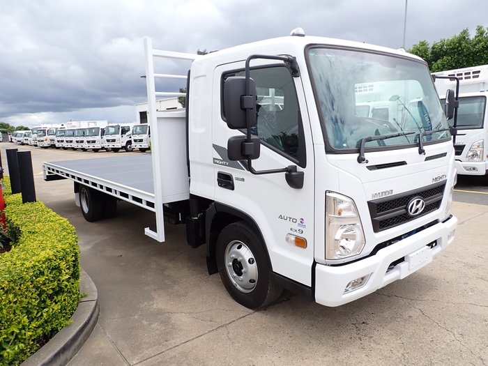 2023 HYUNDAI EX9 ELWB WHITE