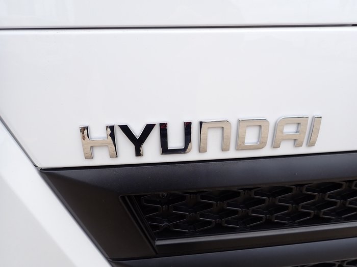 2023 HYUNDAI EX9 ELWB WHITE