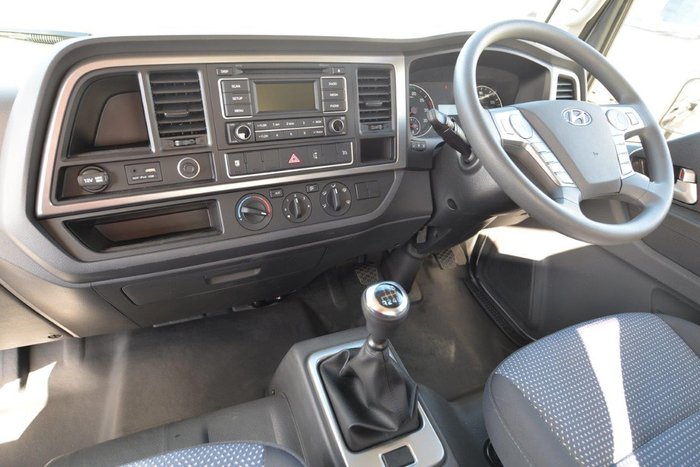 2023 HYUNDAI EX9 ELWB WHITE