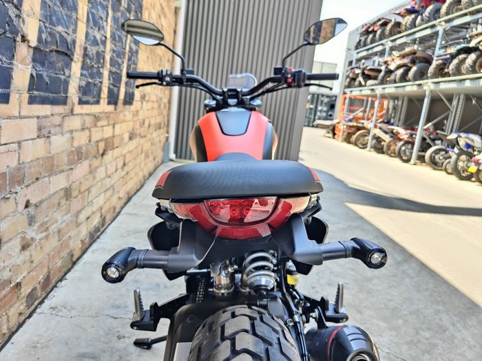 2023 DUCATI SCRAMBLER FULL THROTTLE ROAD BLACK