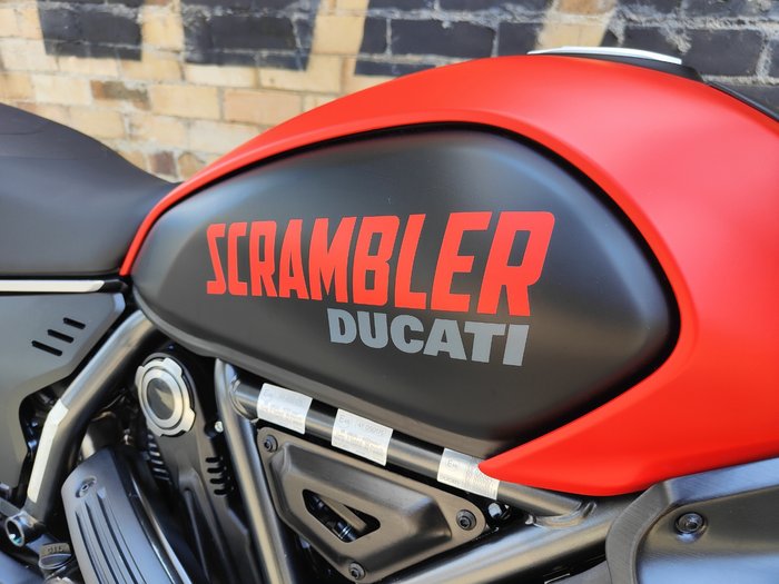 2023 DUCATI SCRAMBLER FULL THROTTLE ROAD BLACK