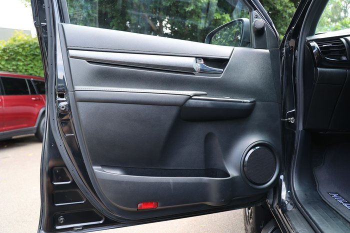 2022 Toyota Hilux Rogue