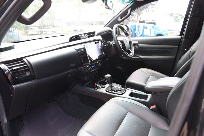 2022 Toyota Hilux Rogue