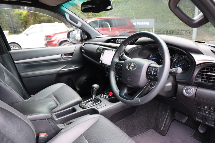 2022 Toyota Hilux Rogue