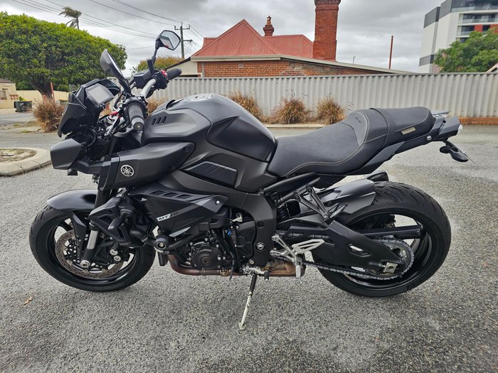 2021 Yamaha MT10 Black