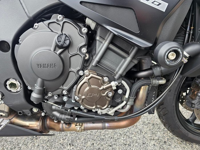 2021 Yamaha MT10 Black