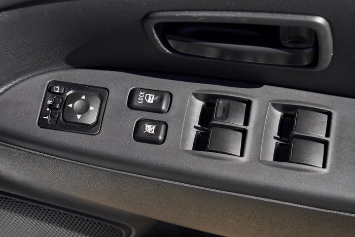 2024 Mitsubishi ASX ES