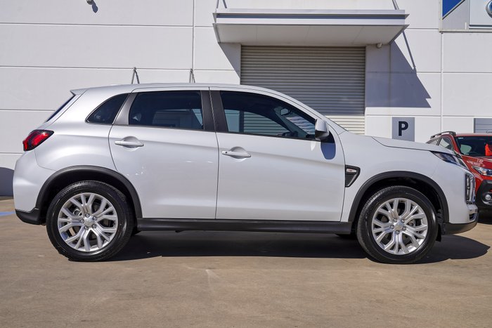 2024 Mitsubishi ASX ES