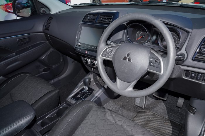 2024 Mitsubishi ASX ES