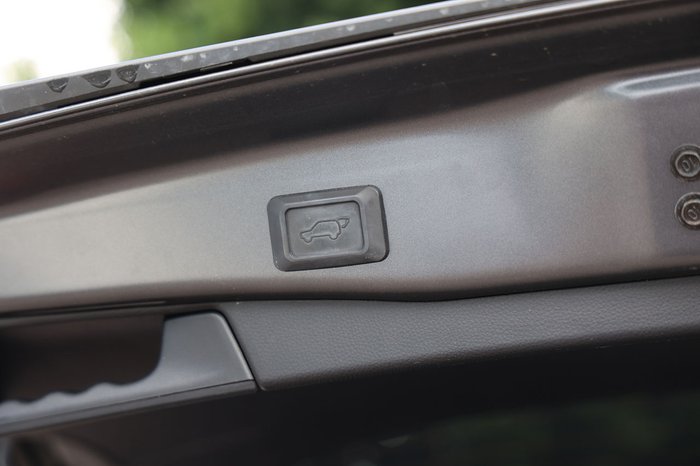 2020 Toyota RAV4 Cruiser