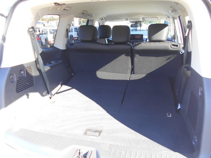 2026 NISSAN PATROL TI