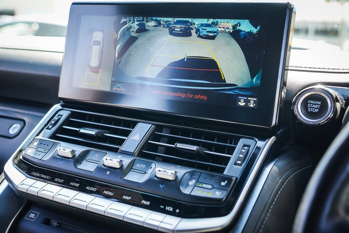 2021 Toyota LANDCRUISER Sahara ZX