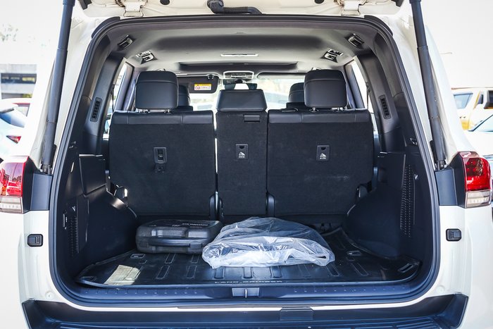 2021 Toyota LANDCRUISER Sahara ZX