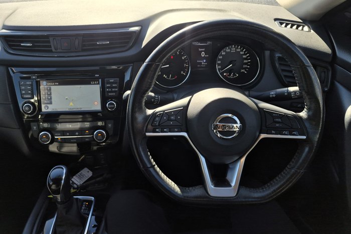 2018 NISSAN X-TRAIL ST-L (4WD)