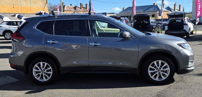 2018 NISSAN X-TRAIL ST-L (4WD)