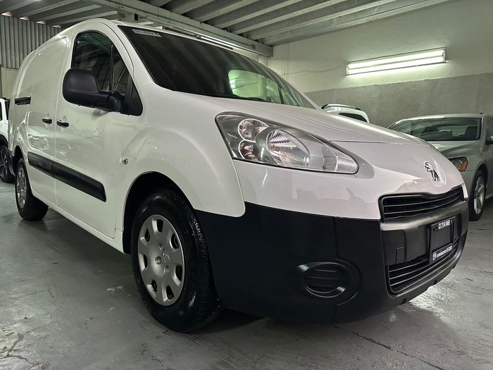 2015 Peugeot Partner Maxi