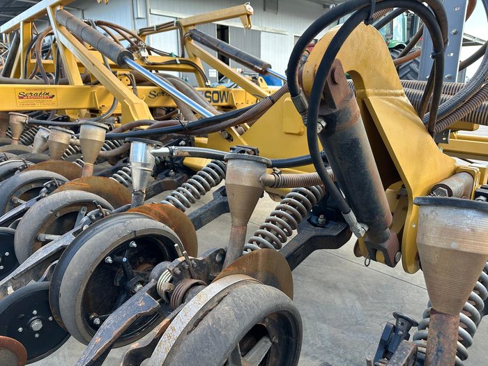 0 SERAFIN ULTISOW S50 62 SINGLE DISC SEEDER BAR USED YELLOW