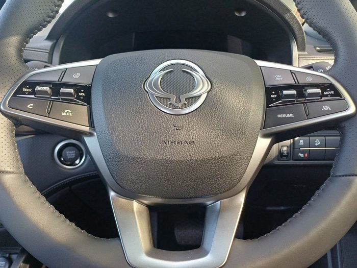 2025 KGM MUSSO ADVANCE