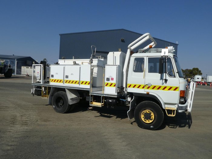 1992 Hino Ft WHITE