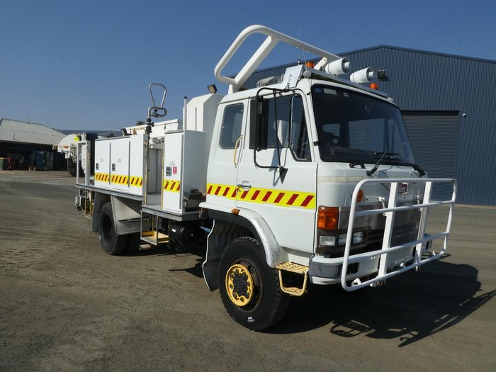 1992 Hino Ft WHITE