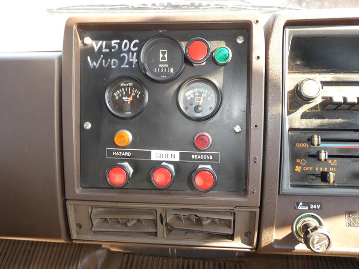 1992 Hino Ft WHITE