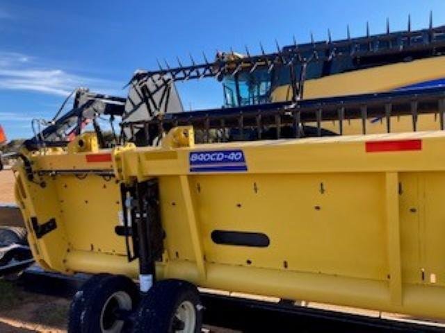 2016 New Holland Cr8.90