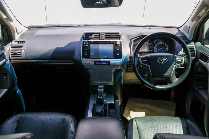 2019 Toyota Prado PRADO DSL WGN AT VX 4277430 003
