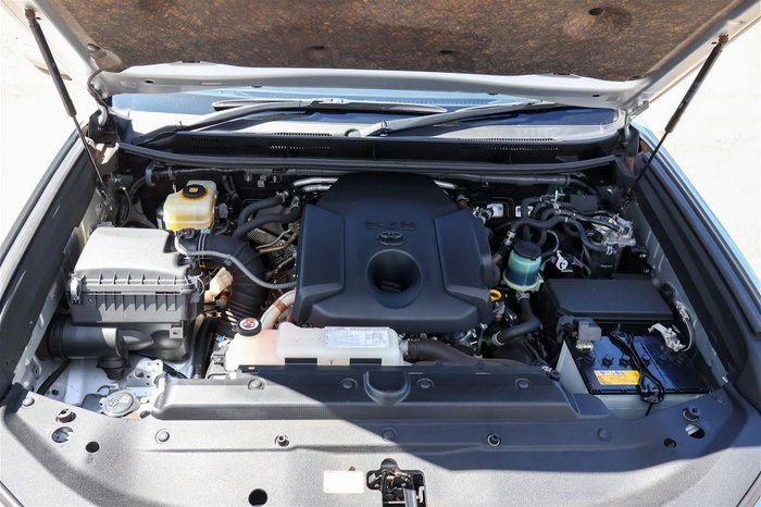 2019 Toyota Prado PRADO DSL WGN AT VX 4277430 003