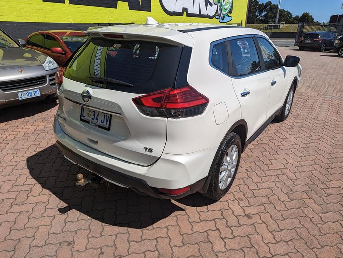 2017 Nissan X-TRAIL TS