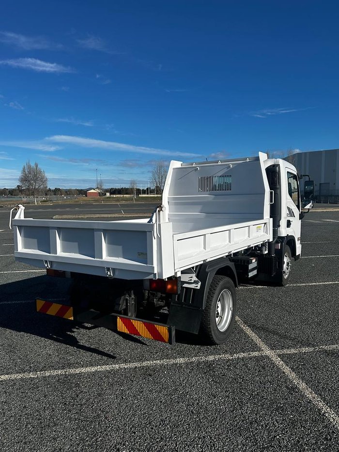 2023 Hyundai Mighty EX4/6 Tipper WHITE