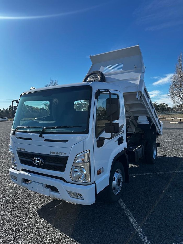 2023 Hyundai Mighty EX4/6 Tipper WHITE