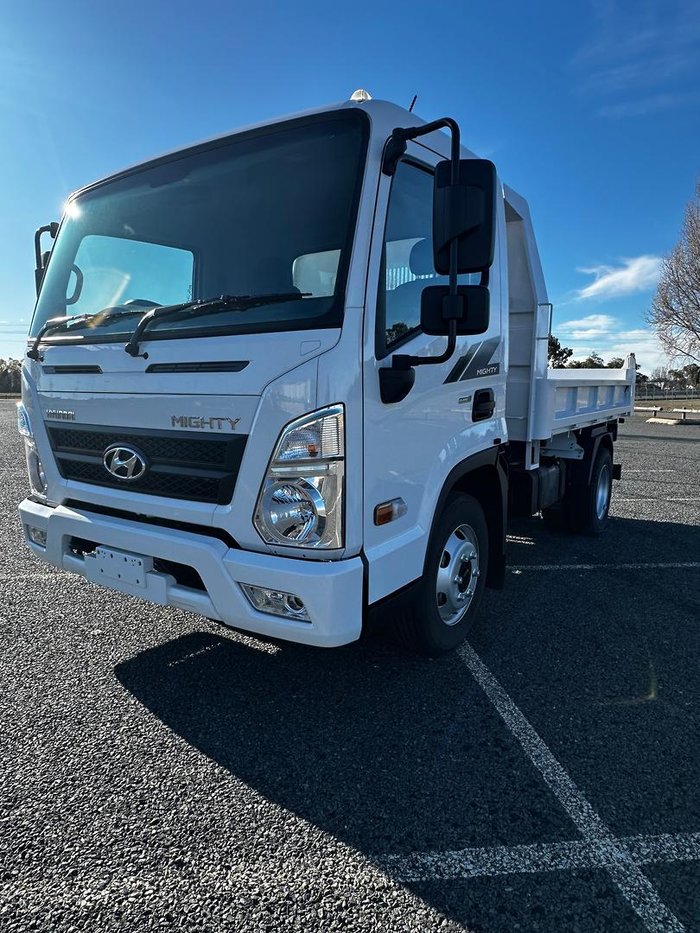 2023 Hyundai Mighty EX4/6 Tipper WHITE