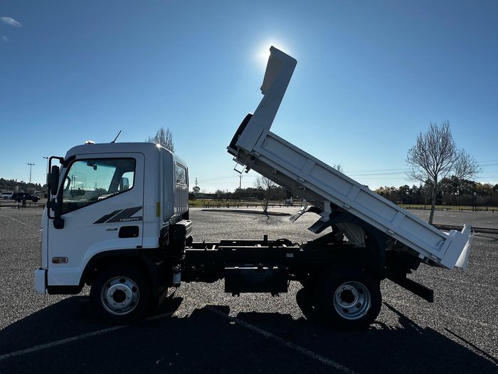 2023 Hyundai Mighty EX4/6 Tipper WHITE